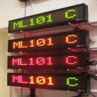 Led display ML101C colorati con profilo in alluminio nero protetto IP55