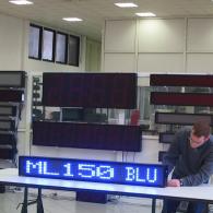Riga led blu per comunicazione pubblicitario pilotabile da PC o telecomando